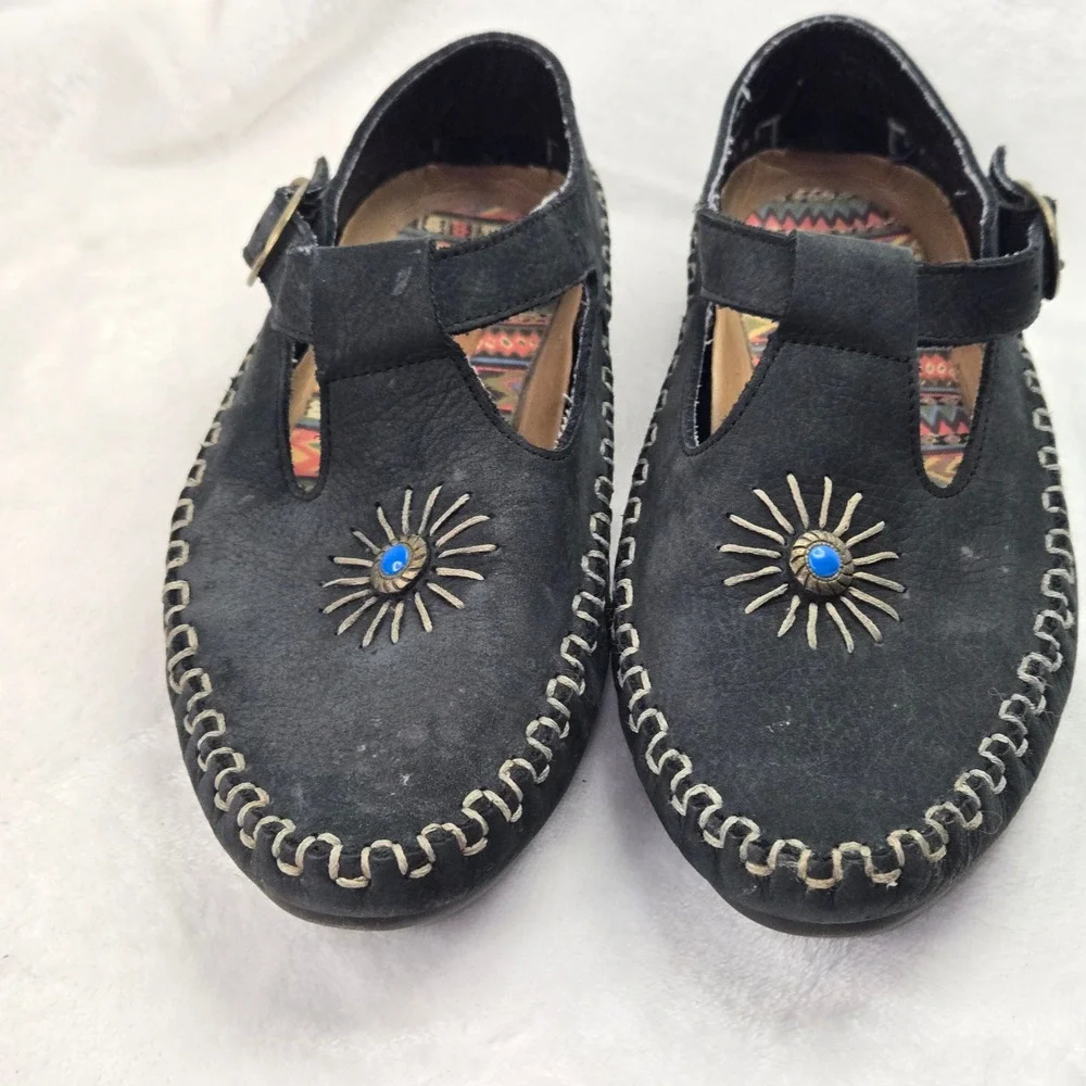 Hush Puppies Womens 8.5 W Black Leather T-Strap Sunburst Flats Shoes 58304